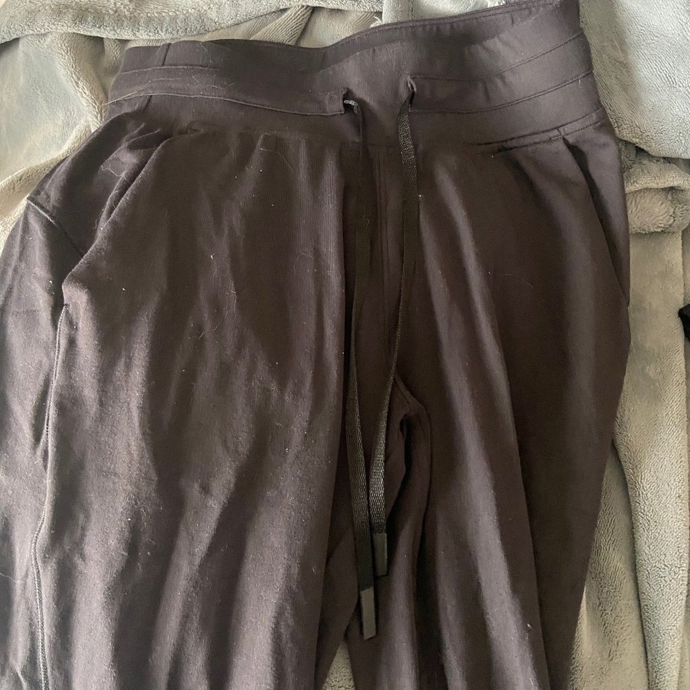 lulu lemon jogger